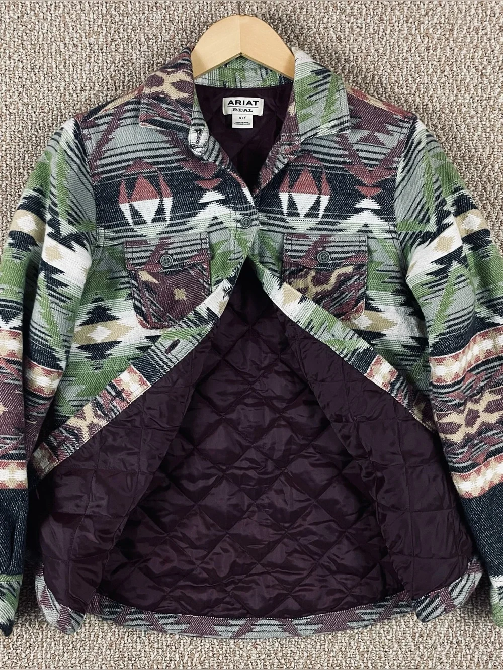 Ariat REAL Jacket Womens Small Red Blue Southwestern Aztec Quilted Lined Shacket